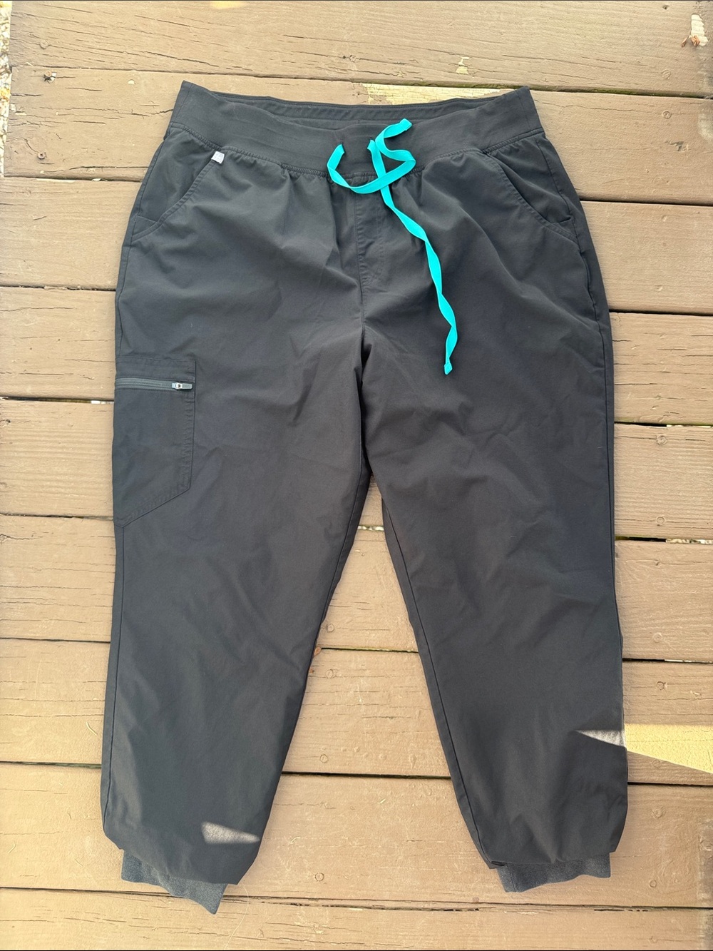 Figs Black Scrub Lined Joggers with Teal Drawstring size XXL